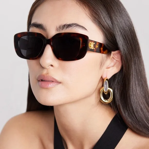 New! Celine sunglasses, Triomphe, CL40216U 45B, Authentic display picture 3